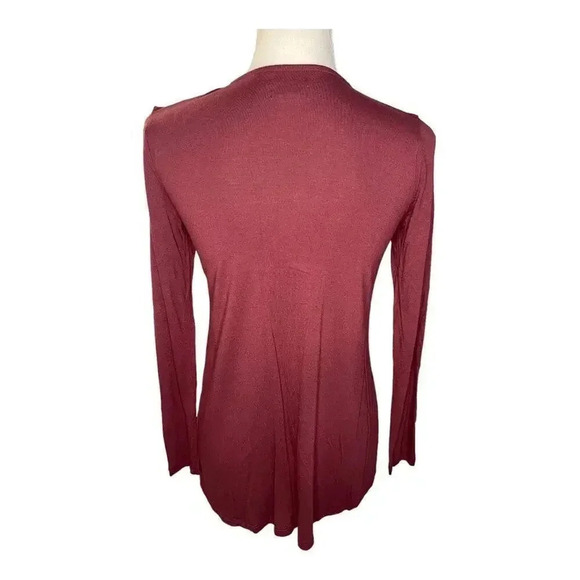 OLD NAVY MAROON LONG SLEEVE LACE UP‎ NECK SIZE EXTRA SMALL - Picture 3 of 5
